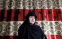 Αφγανιστάν: Συγκλονίζει γυναίκα που της έβγαλαν τα μάτια οι Ταλιμπάν, «ταΐζουν τα σκυλιά με νεκρές γυναίκες»
