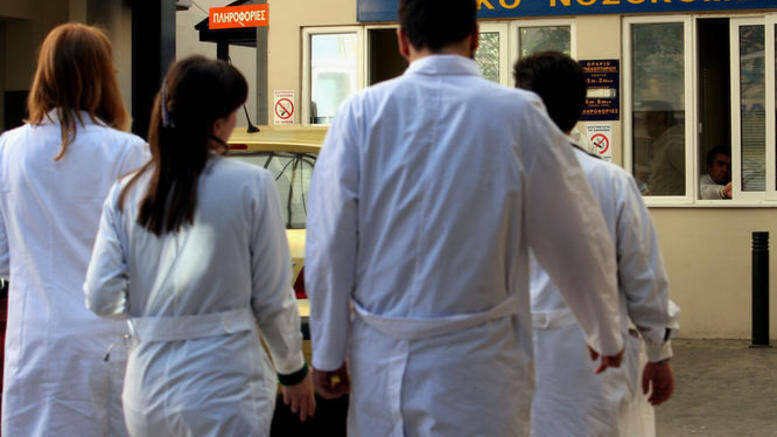 Σέρρες: Παραιτήθηκαν τρεις γιατροί για να μην εμβολιαστούν (βίντεο) - Φωτογραφία 1