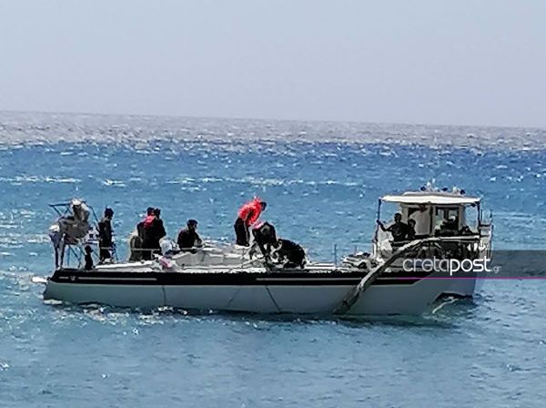 Τούρκοι έφτασαν με ιστιοφόρο στην Κρήτη και ζητούν άσυλο - Φωτογραφία 1