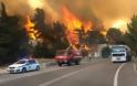 Φωτιά Αττική: Εκκενώνονται τα Βίλια και ο Προφήτης Ηλίας με μήνυμα του 112 λόγω μεγάλης πυρκαγιάς