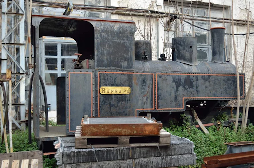 Το τρένο της Καρατζόβας «σφυρίζει» για ...διάσωση. - Φωτογραφία 4