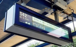Βερολίνο: Ξεκινά δρομολόγια το τρένο εμβολιασμού. - Φωτογραφία 1