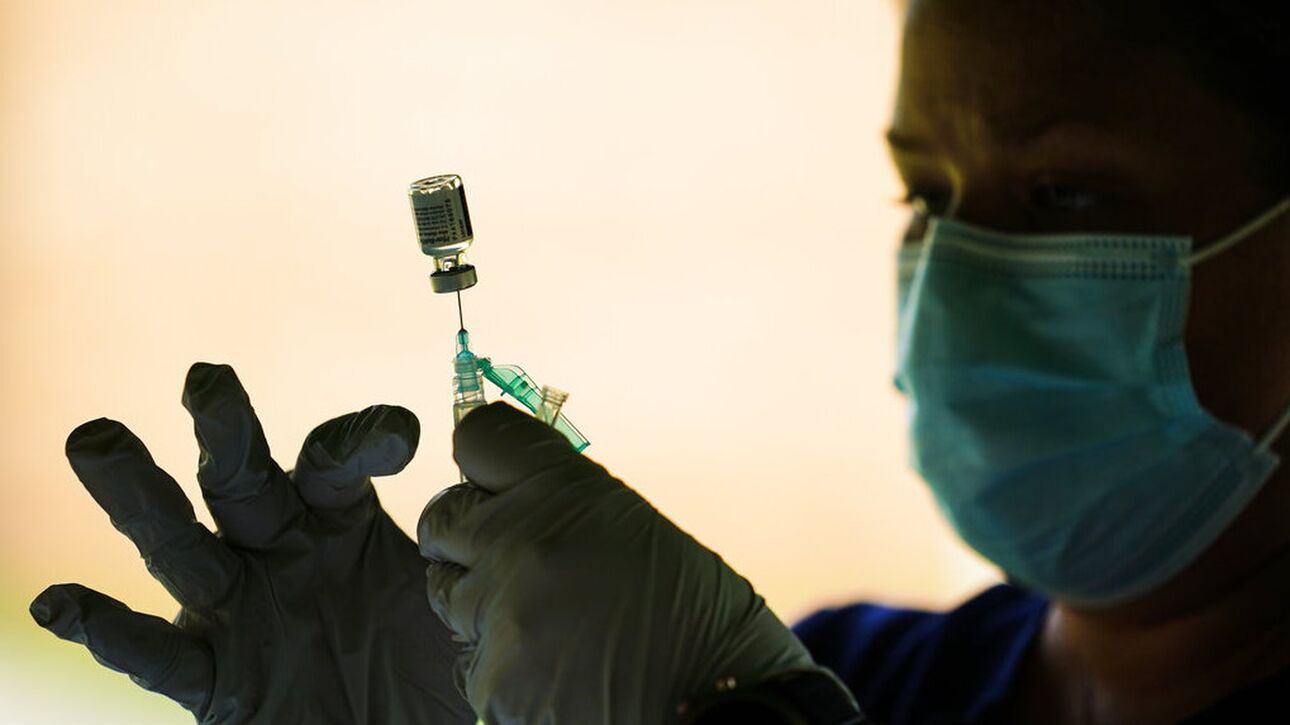 Μελέτη ΕΚΠΑ: Για πόσο καιρό παραμένουν τα αντισώματα κορνοϊού μετά τον εμβολιασμό με Pfizer - Φωτογραφία 1