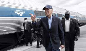 ΗΠΑ: «Προσοχή στα τρένα, πρόεδρε!» - Φωτογραφία 1