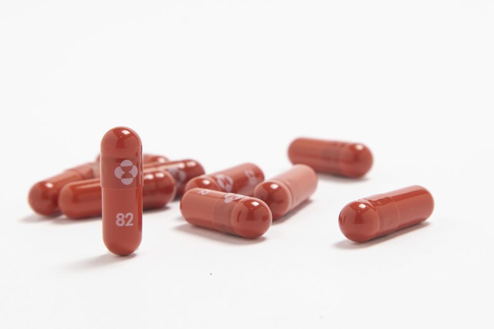 Merck: Πειραματικό χάπι κατά του κορονοϊού μειώνει δραστικά νοσηλείες και θανάτους - Φωτογραφία 1