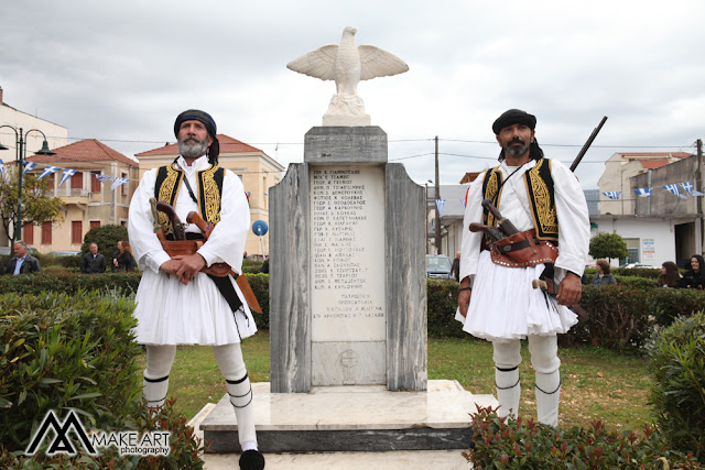 15 Οκτωβρίου 1933: Εγκαίνια του Μνημείου Πεσόντων Αγωνιστών στον Αστακό. - Φωτογραφία 1