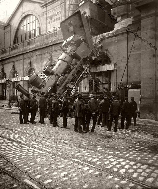 Σαν σήμερα 22 Οκτωβρίου 1895 στο Gare Montparnasse  Το ασύλληπτο   σιδηροδρομικό ατύχημα που  έγραψε ιστορία.  Δείτε video και εικόνες. - Φωτογραφία 5