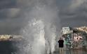 Καιρός: Αγωνία για τον νέο μεσογειακό κυκλώνα «Νέαρχο» που δημιουργήθηκε στο Ιόνιο - Πού κατευθύνεται