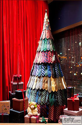 100+ Ιδέες για Χριστουγεννιάτικη Διακόσμηση Καταστημάτων - Επαγγελματικών Χώρων - Φωτογραφία 42