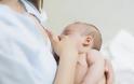 Κορονοϊός: «Ασπίδα» στα βρέφη το μητρικό γάλα γυναικών που νόσησαν ή εμβολιάστηκαν