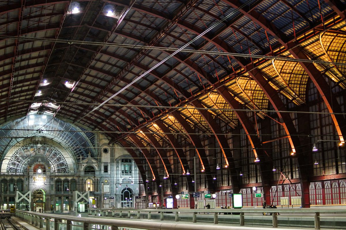 15 από τους πιο όμορφους σιδηροδρομικούς σταθμούς του κόσμου. - Φωτογραφία 1