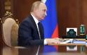 Η Ρωσία ετοιμάζεται για «αντίποινα» έπειτα από την απέλαση διπλωματών της από τις ΗΠΑ
