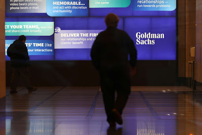 Goldman Sachs: Η μετάλλαξη «Όμικρον» απειλεί την παγκόσμια ανάκαμψη - Φωτογραφία 1