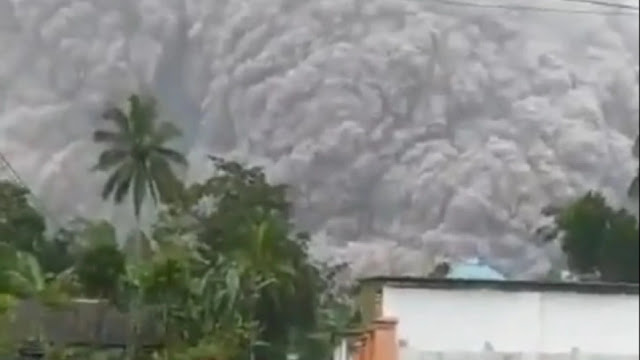 Ινδονησία: Εξερράγη το ηφαίστειο Σεμέρου στην ανατολική Ιάβα - Φωτογραφία 1