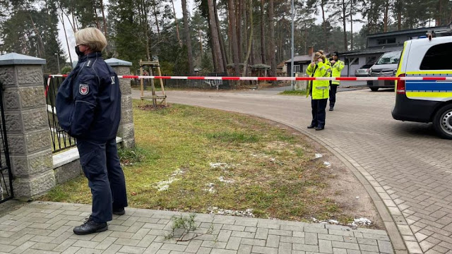 Σοκ στη Γερμανία: Βρέθηκαν πέντε πτώματα σε σπίτι στο Βερολίνο - Ανάμεσά τους τρία παιδιά - Φωτογραφία 1