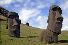 Αδημοσίευτες Φωτογραφίες Οι κεφαλές από τα νησιά του Πάσχα έχουν και σώμα