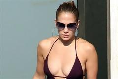 Κορμί θανατηφόρο η Jennifer Lopez