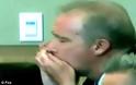 ΣΟΚΑΡΙΣΤΙΚΟ VIDEO: Χρεοκοπημένος επιχειρηματίας αυτοκτονεί μπροστά στους δικαστές - Φωτογραφία 4