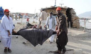 13 νεκροί και 23 τραυματίες στο Πακιστάν - Φωτογραφία 1