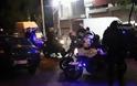 Συμπλοκή αστυνομικών με υπόπτους για ληστεία στα Πετράλωνα