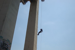 Εικόνες από την επιτυχημένη άσκηση της ΜΕΚ-ΕΟΔ από την γέφυρα της Χαλκίδας. - Φωτογραφία 5