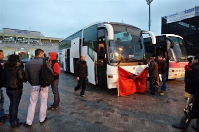 Τους τσάκωσε στα πράσα το ΣΔΟΕ...Αλβανικά λεωφορεία έκαναν δρομολόγια Ελλάδα Αλβανία χωρίς να κόβουν εισιτήρια... - Φωτογραφία 1