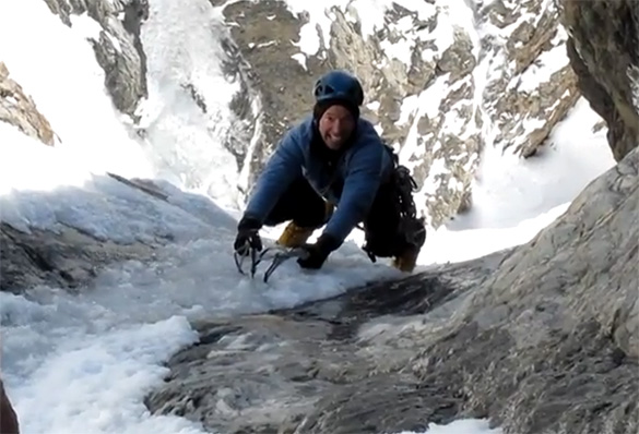 VIDEO: Ένας ορειβάτης πολύ τυχερός που ζει - Φωτογραφία 1