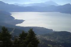 Τριχωνίδα:Η ομορφιά που έγινε... ακίνητο!