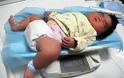 Μωρό-γίγας γεννήθηκε στην Κίνα - Φωτογραφία 1