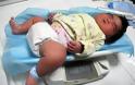 Μωρό-γίγας γεννήθηκε στην Κίνα - Φωτογραφία 2