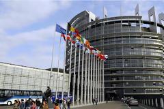 ΣΤΙΣ ΕΠΑΛΞΕΙΣ ΟΙ ''ΦΙΛΟΙ ΤΗΣ ΕΛΛΑΔΑΣ''