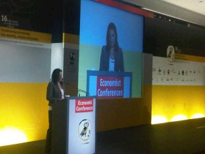 Η κα Κεφαλογιάννη στο συνέδριο του Economist: Οι μηχανές της οικονομίας δεν θα «πάρουν και πάλι μπροστά» με θεωρίες - Φωτογραφία 1