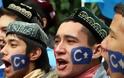 Κινεζική επίδειξη δύναμης στους Ουιγούρους
