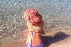 ΔΕΙΤΕ: Η Ελένη Μενεγάκη ανεβάζει φωτογραφίες από τις διακοπές της