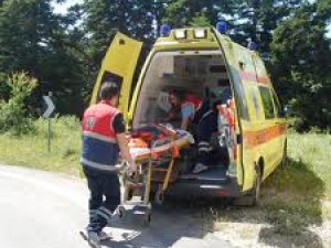 Γερμανός τουρίστας έπεσε σε πλαγιά 150 μέτρων στον Κισσό Πηλίου και νοσηλεύεται στο Νοσοκομείο Βόλου - Φωτογραφία 1
