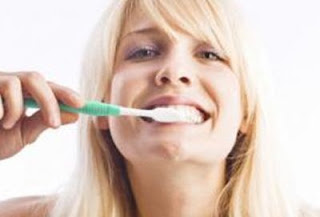 Η σωστή υγιεινή της οδοντόβουρτσας - Φωτογραφία 1