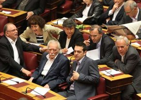 Ο Σύριζα θα φύγει με δημοκρατικές διαδικασίες από την Βουλή όταν σηκωθεί να μιλήσει ο Μιχαλολιάκος.. - Φωτογραφία 1