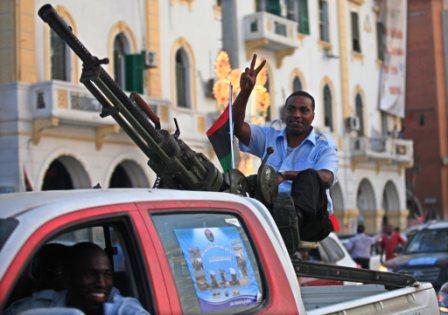 Πρώτες εκλογές στη Λιβύη μετά τον Καντάφι - Φωτογραφία 2