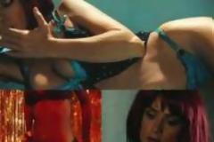 Nέες φωτογραφίες από το στριπτίζ της Salma Hayek