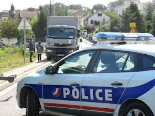 Ένοπλοι έκλεψαν ένα φορτηγό γεμάτο Apple προϊόντα στη Γαλλία - Φωτογραφία 1