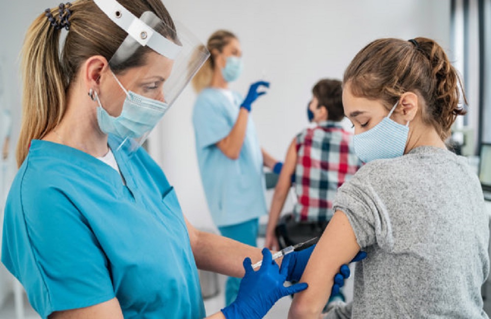 Αυστρία: Από την ηλικία των 14 ετών ο υποχρεωτικός εμβολιασμός. Πρόστιμο 3.600 ευρώ - Φωτογραφία 1