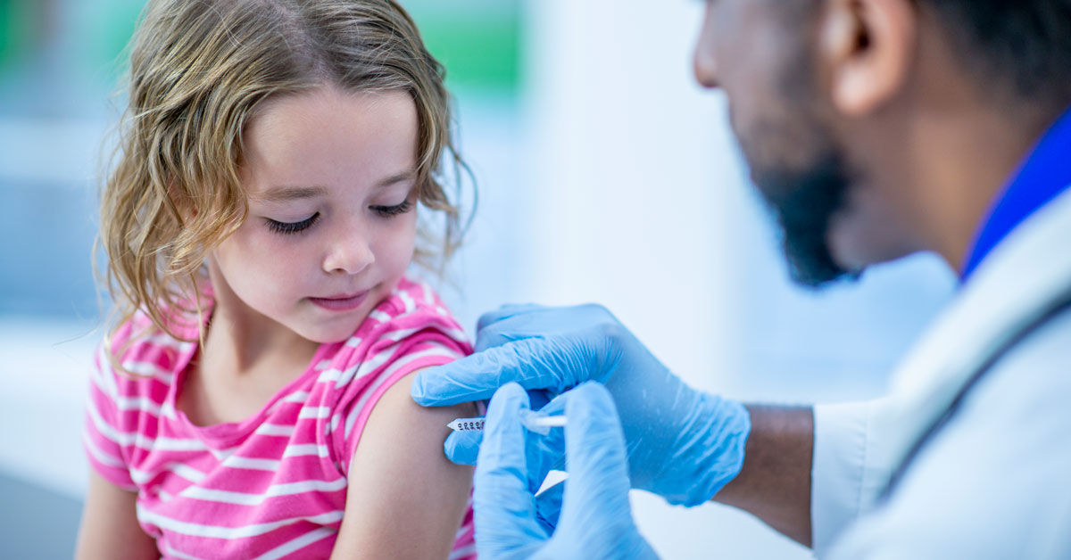 Ποιες είναι οι παρενέργειες του εμβολίου στα παιδιά. Τι λένε οι παιδίατροι - Φωτογραφία 1