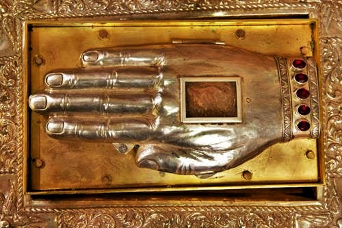 Το Δεξί χέρι του Αγίου Νικολάου - Φωτογραφία 1