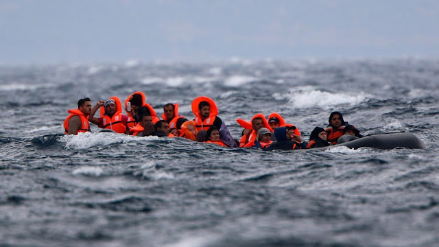 Πάρος: Ναυάγιο με νεκρούς μετανάστες ανοιχτά του νησιού - Φωτογραφία 1