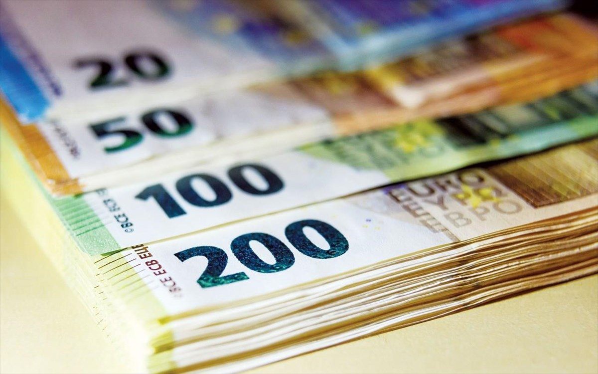 Επίδομα 250 ευρώ: Κόπηκαν 200.000 οι τελικοί δικαιούχοι - Ποιος ο λόγος - Φωτογραφία 1