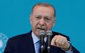 Ερντογάν: Ποιοι είναι οι «λευκοί Τούρκοι» με τους οποίους εξεμάνη