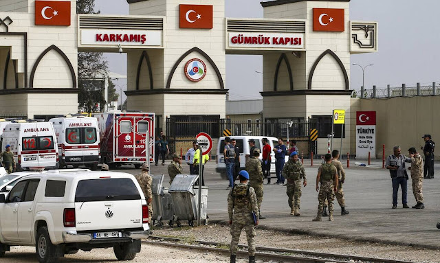 Νεκροί τρεις Τούρκοι στρατιώτες από έκρηξη βόμβας στα σύνορα με τη Συρία - Φωτογραφία 1