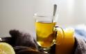 Τα οφέλη που προσφέρει στην υγεία μας το απλό ρόφημα με μέλι και νερό