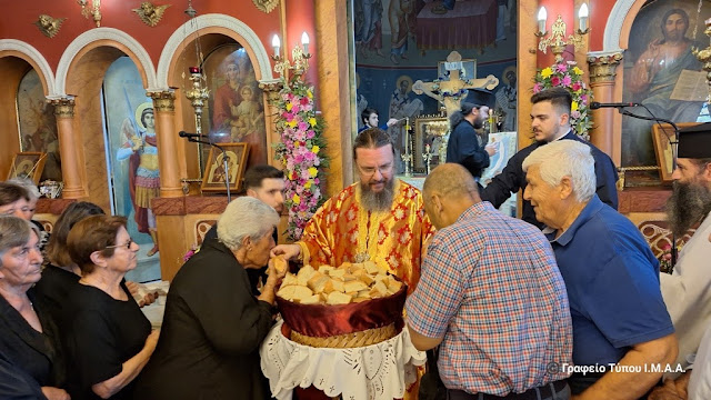 Η Κυριακή της Πεντηκοστής στην Ι. Μ Αιτωλοακαρνανίας. - Φωτογραφία 2