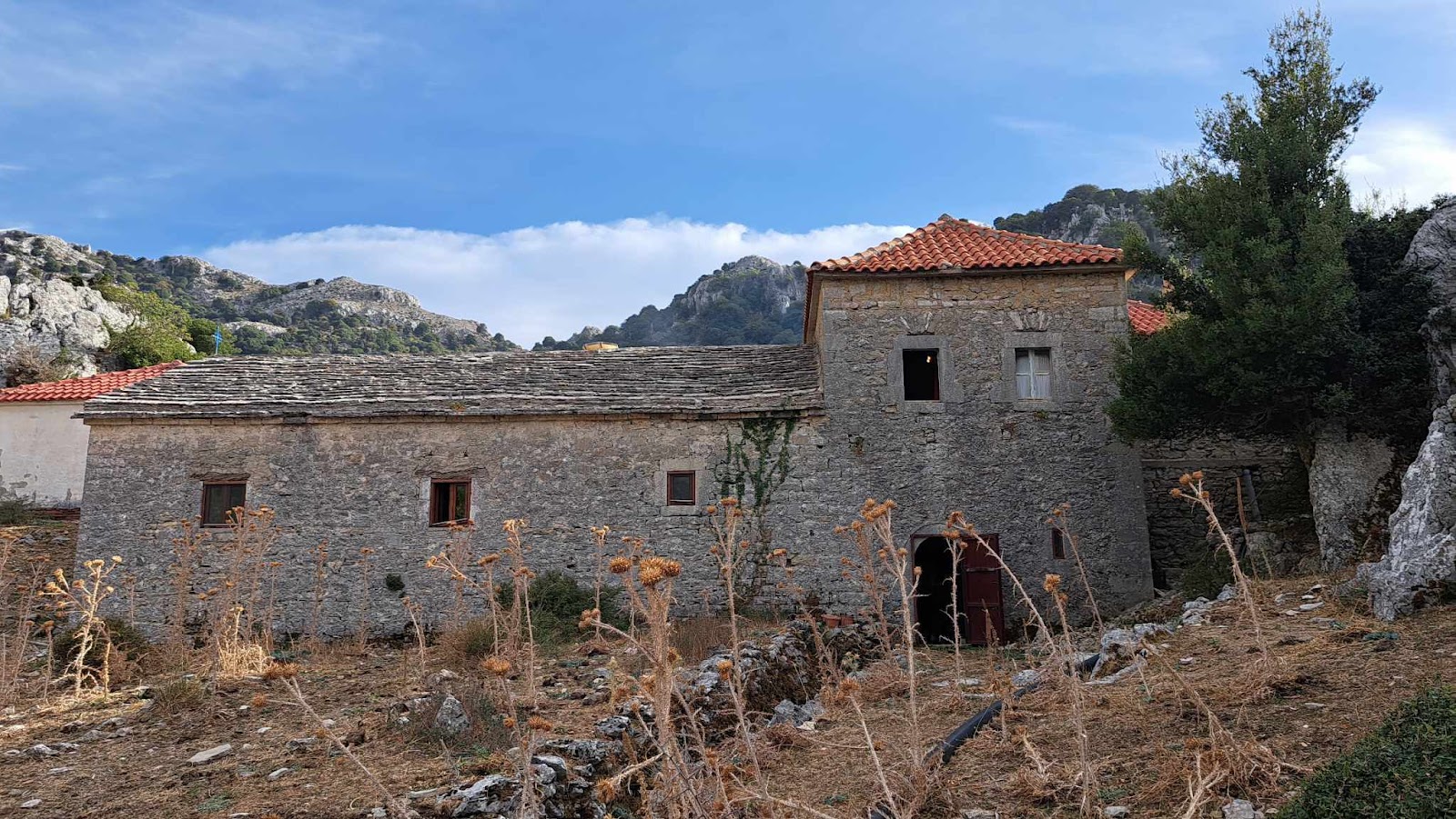 Μεγας  Εσπερινός στην Ιερά Μονή Ρόμβου Βάτου -Παναγία η Ρομβιάτισσα- στα Ακαρνανικά (φώτο  Στελλα Λιαπη) - Φωτογραφία 73